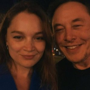 Фото со звездой дома